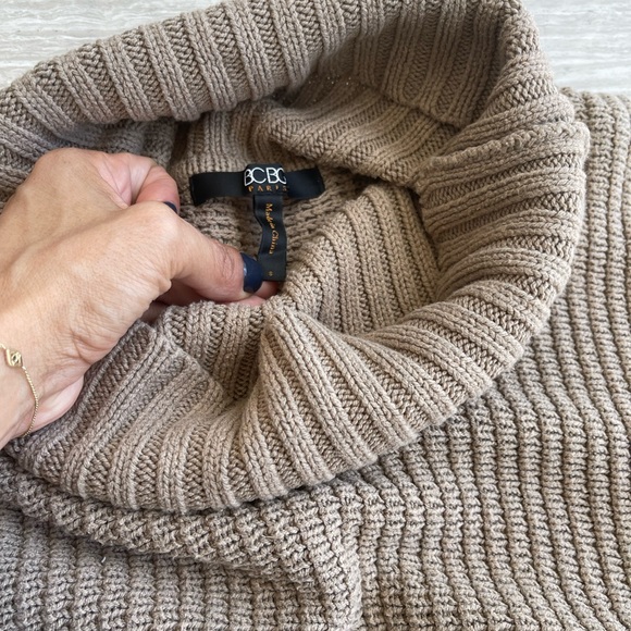 BCBG cowl neck turtleneck sweater. Size Small. - Picture 2 of 4